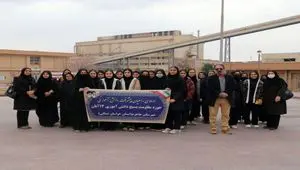 بازدید دانش‌آموزان مدارس جاجرم و سنخواست از شرکت آلومینای ایران